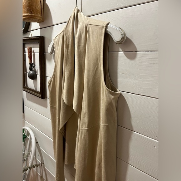 PREMISE beige faux leather sleeveless open front cardigan size S - Picture 6 of 7